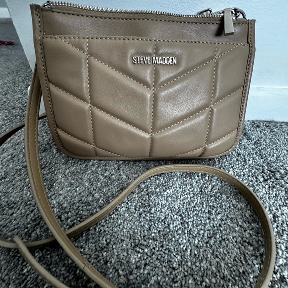 Steve madden bmoana-quilted-crossbody-bag In sandstorm Adjustable - Picture 11 of 11